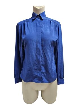VTG 70s Lady Arrow  blue soft poly shirt
